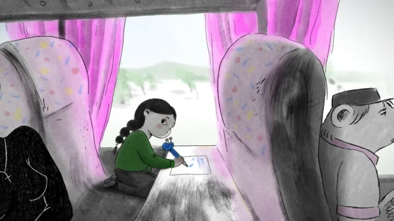 Agata, une fillette de 8 ans, écrit une lettre à bord d'un bus dans le court métrage d'animation Autokar